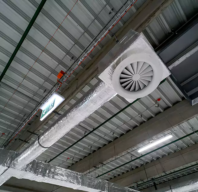 Why Homeowners & Businesses Trust Us in Jacksonville, IL?